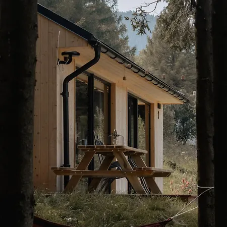 Wood Rest Z Balią, Myweek